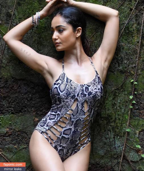 Tridha Choudhury aka tridhac Nude Leaks on modeladdicts.com