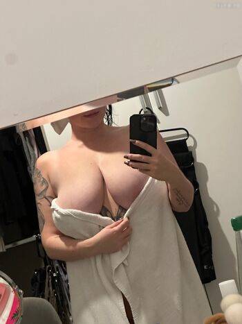 Likeboobs / likebooobs / missundercover.__ Leaked Nude OnlyFans on modeladdicts.com