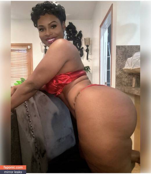 Api2 aka gigi_empress Nude Leaks OnlyFans on modeladdicts.com