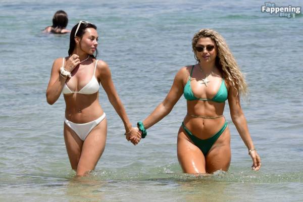 Antigoni Buxton & Paige Thorne Show Off Their Sexy Bikini Bodies (34 Photos) - Greece on modeladdicts.com