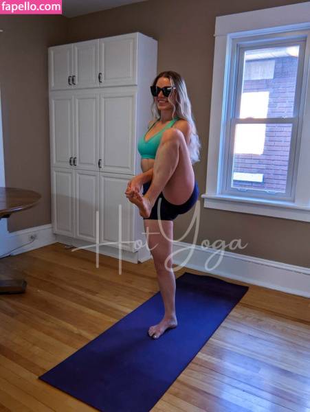 Hot Yoga Free 🕉️💕 / hot-yoga Nude Leaks OnlyFans - TheFap on modeladdicts.com