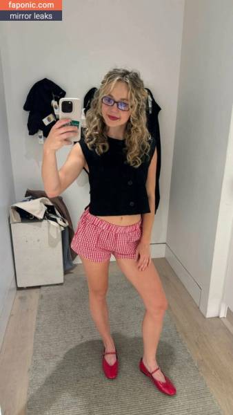 Brec Bassinger aka brecbassinger Nude Leaks on modeladdicts.com