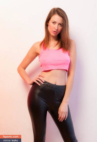 British Model Cally aka calymorgan aka misscallyjane Nude Leaks OnlyFans - Britain on modeladdicts.com