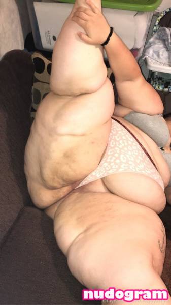 Thiccyyy2thicc / thiccyyy2thicc Nude Leaks OnlyFans - TheFap on modeladdicts.com