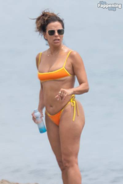 Eva Longoria Displays Her Sexy Booty on the Beach in Marbella (28 Photos) - Spain on modeladdicts.com