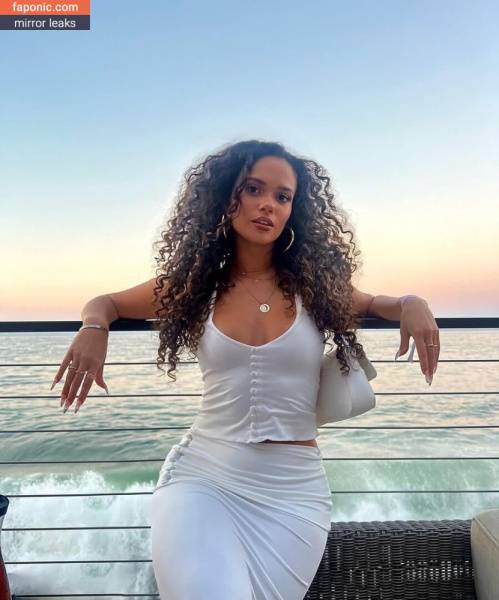 Madison Pettis aka madisonpettis Nude Leaks on modeladdicts.com