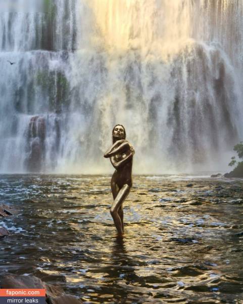 Stella Maxwell aka stellamaxwell Nude Leaks on modeladdicts.com