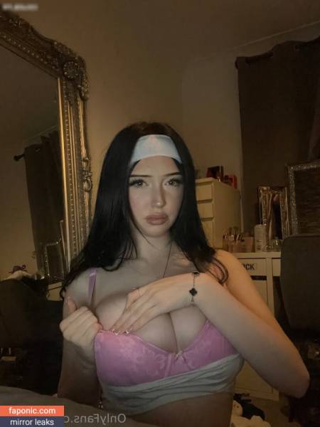 Layladr aka layladream_ Nude Leaks OnlyFans on modeladdicts.com