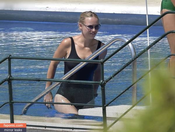 CaroWozniacki aka Caroline Wozniacki Nude Leaks on modeladdicts.com