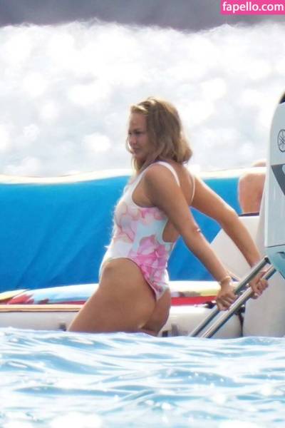 Chrissyteigen / chrissyteigen Nude Leaks OnlyFans - TheFap on modeladdicts.com