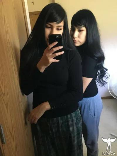 Latina Twin Sisters / Lvl_jzn Nude Leaks OnlyFans - TheFap on modeladdicts.com